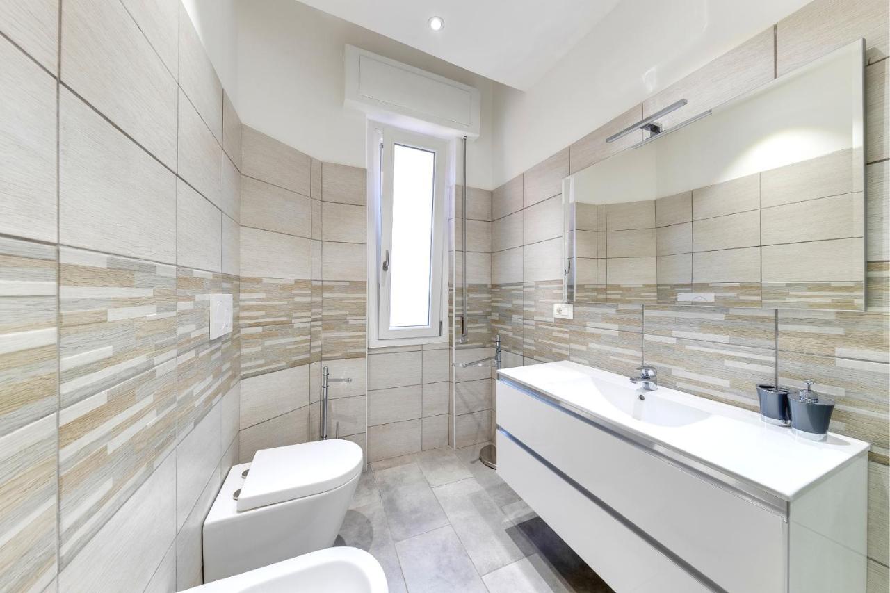 Ariston - Ciclabile Appartamento In Centro Al Mare Con Balcone San Remo Buitenkant foto